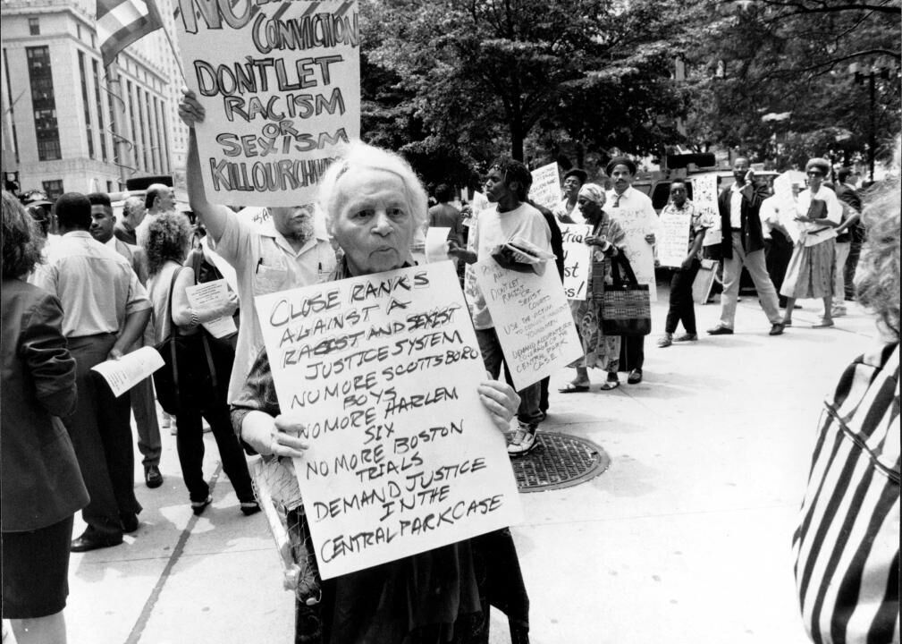 1989: Central Park jogger is attacked
